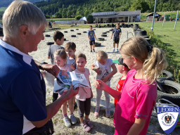 dieerdedrehtsich2025 14